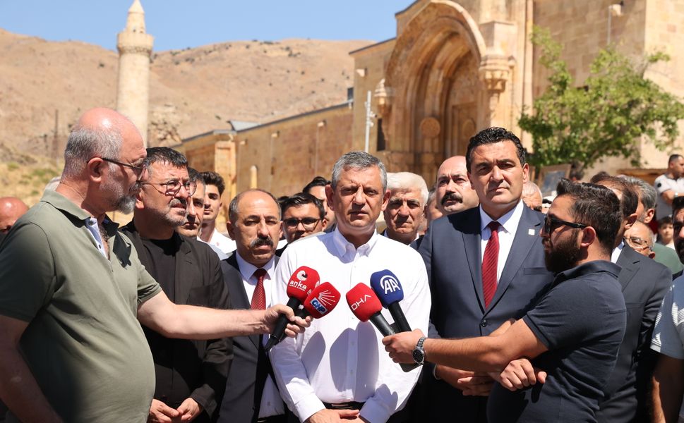CHP Genel Başkanı Özel, Sivas'ta konuştu: