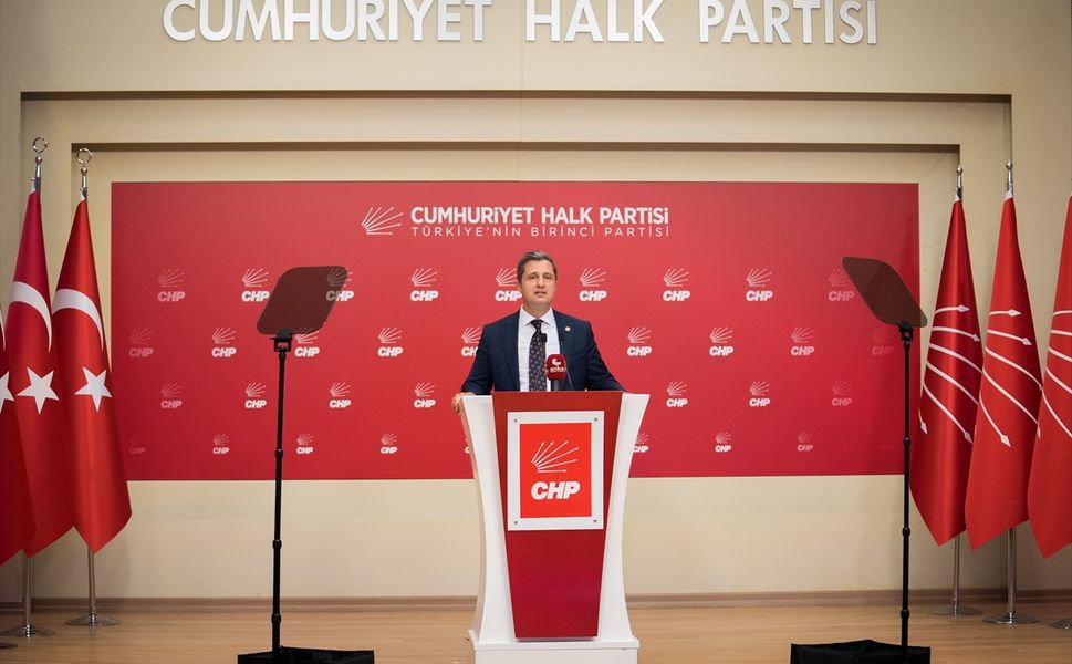 CHP Sözcüsü Yücel, MYK gündemine ilişkin basın toplantısı düzenledi: