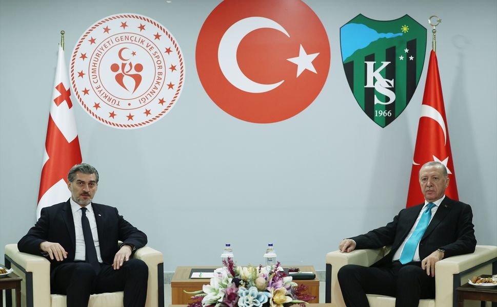 Cumhurbaşkanı Erdoğan ile Gürcistan Cumhurbaşkanı Kavelaşvili görüştü