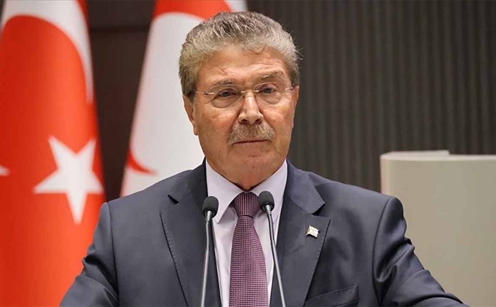 KKTC Başbakanı Üstel'den Rumlara çağrı: 'Susuz kaldığınızda size de su verebiliriz'