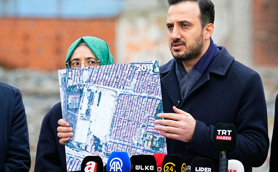 AK Parti İstanbul İl Başkanı Özdemir'den İBB'ye Bayrampaşa'da kentsel dönüşüm tepkisi: