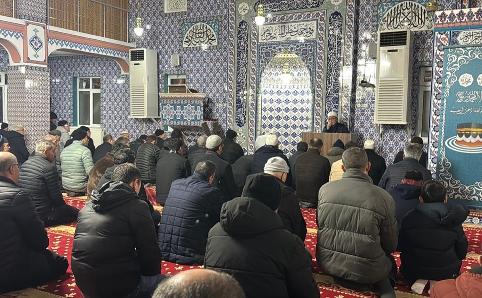 Berat Kandili Konya ve çevre illerde dualarla idrak edildi