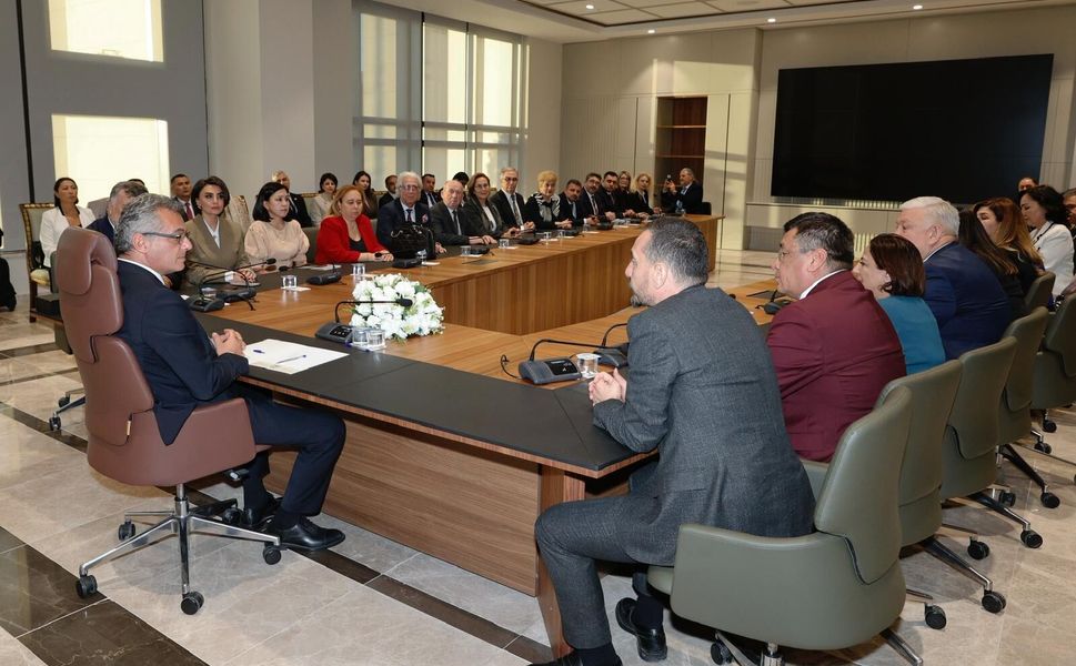 KKTC Cumhurbaşkanı Erhürman, Türk Dünyası Arabulucular Birliği ve Kıbrıs Türk Barolar Birliği ile görüştü