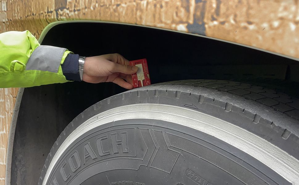 Polis ekipleri, bayram öncesi Büyük İstanbul Otogarı'nda denetim yaptı
