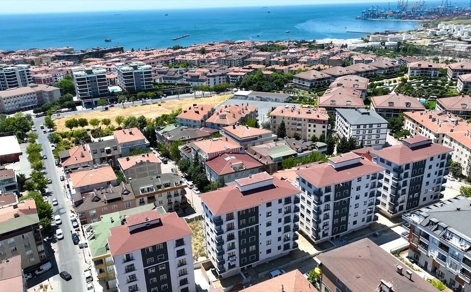 Çevre, Şehircilik ve İklim Değişikliği Bakanı Kurum'dan 'Yarısı Bizden' paylaşımı: