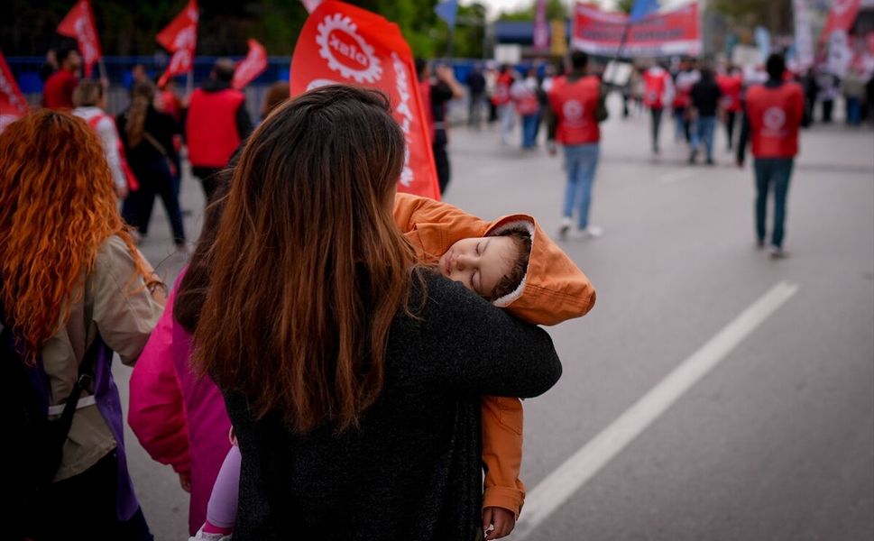 ANKARA - 1 Mayıs Emek ve Dayanışma Günü kutlanıyor