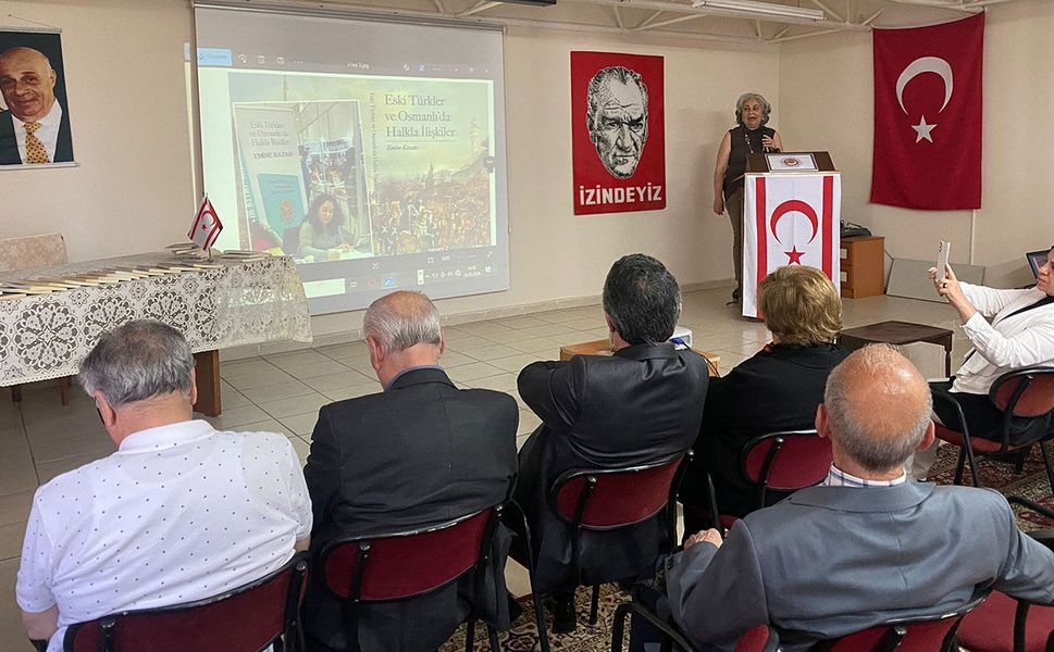 Kıbrıs Türk Kültür Derneği İstanbul Şubesi’nde kitap dolu bir gün