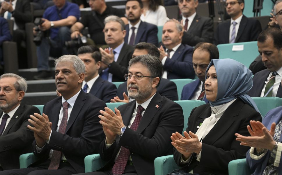 Bakan Yumaklı 'Kurakçıl Peyzaj ve Türkiye Su Atlası' tanıtım programında konuştu: