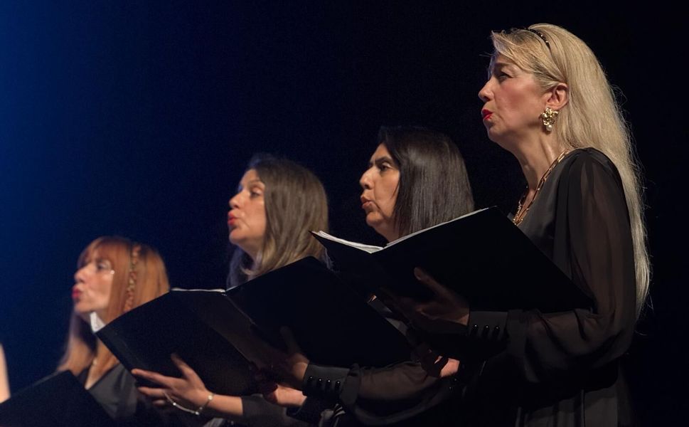 Bursa Maarif Orkestrası ve Çok Sesli Korosu konser verdi