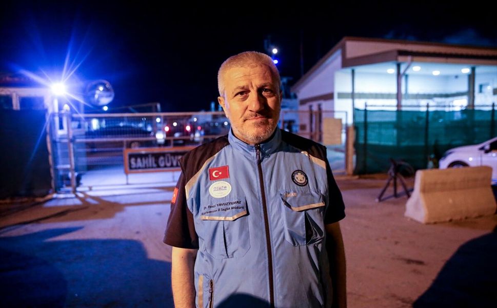 Karadeniz'deki saldırıda ölen balıkçının cenazesi ve yaralılar, İnebolu Limanı'na getirildi