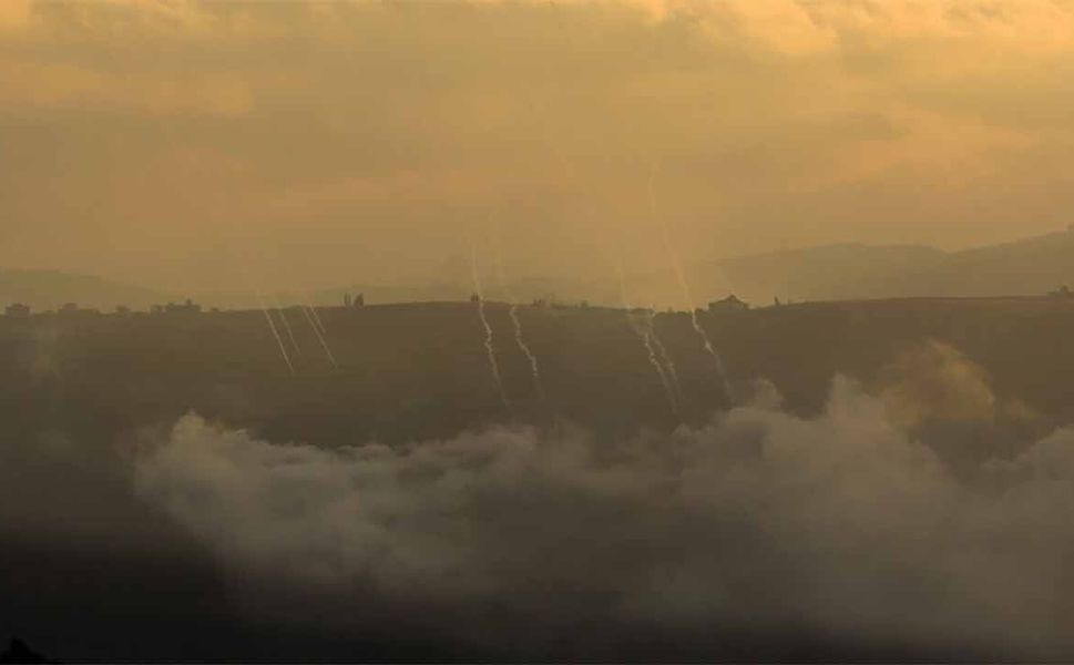 İsrail savaş uçakları, Lübnan'ın güneyindeki beldeleri bombalamaya devam ediyor