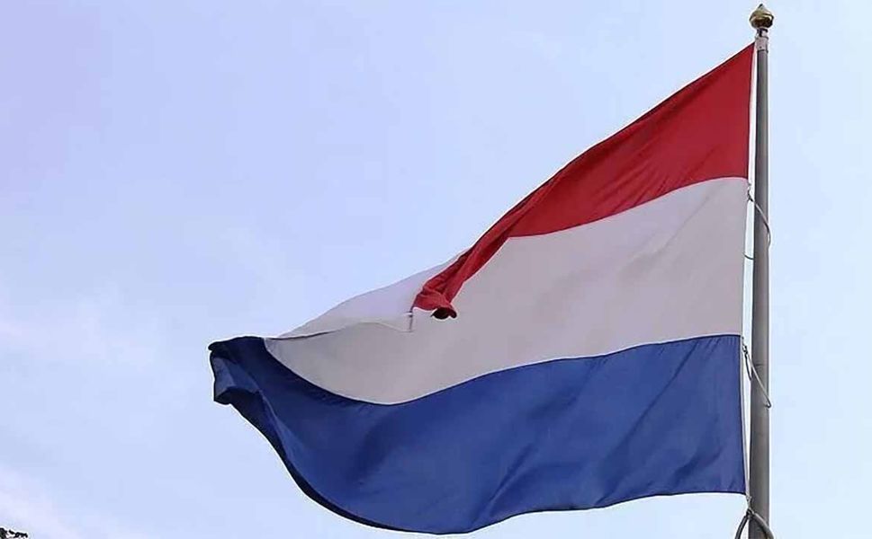 Hollanda'da eski bakan ve diplomatlar İsrail'e silah ambargosu çağrısı yaptı