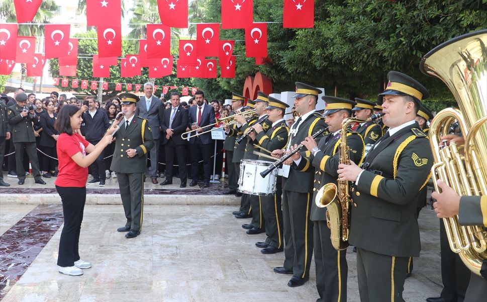 Adana, Mersin, Hatay ve Osmaniye'de Cumhuriyet'in 103. yıl dönümü kutlanıyor