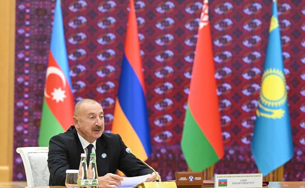 Aliyev, Azerbaycan üzerinden transit taşımacılığın yüzde 10 arttığını bildirdi