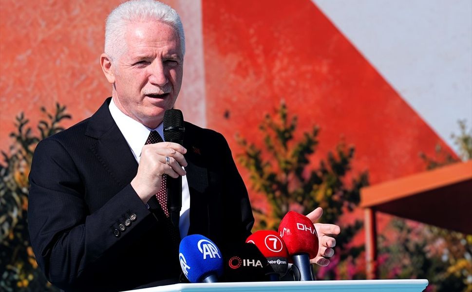 Bağcılar'da hayata geçirilen 'Nezaket Okulu' projesinin temeli atıldı