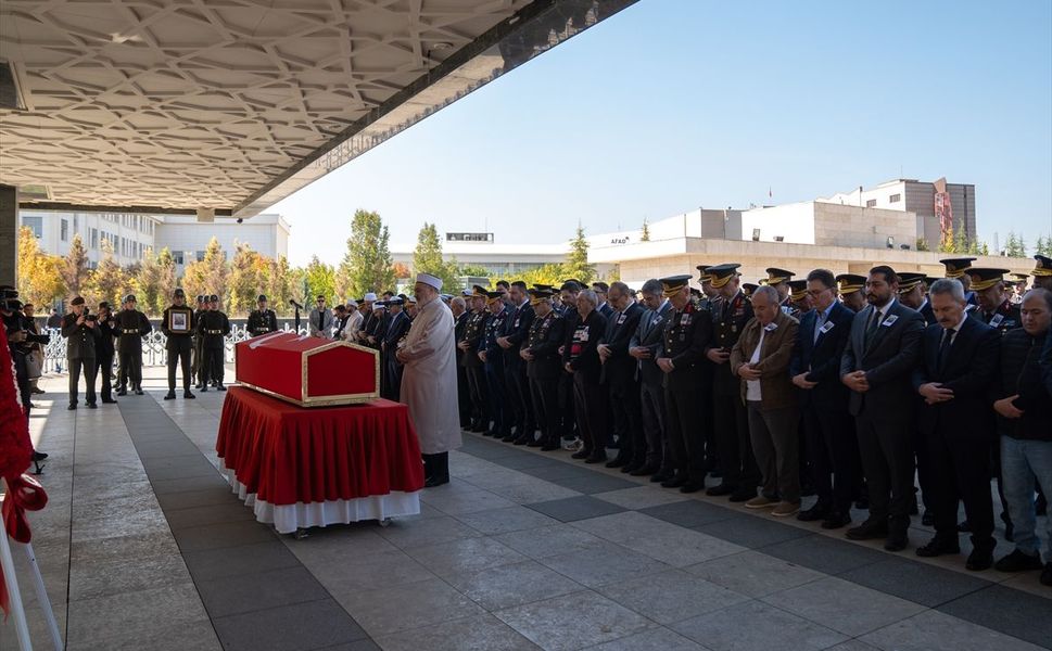 Şehit Albay Sayit Gökgöz, Ankara'da son yolculuğuna uğurlandı