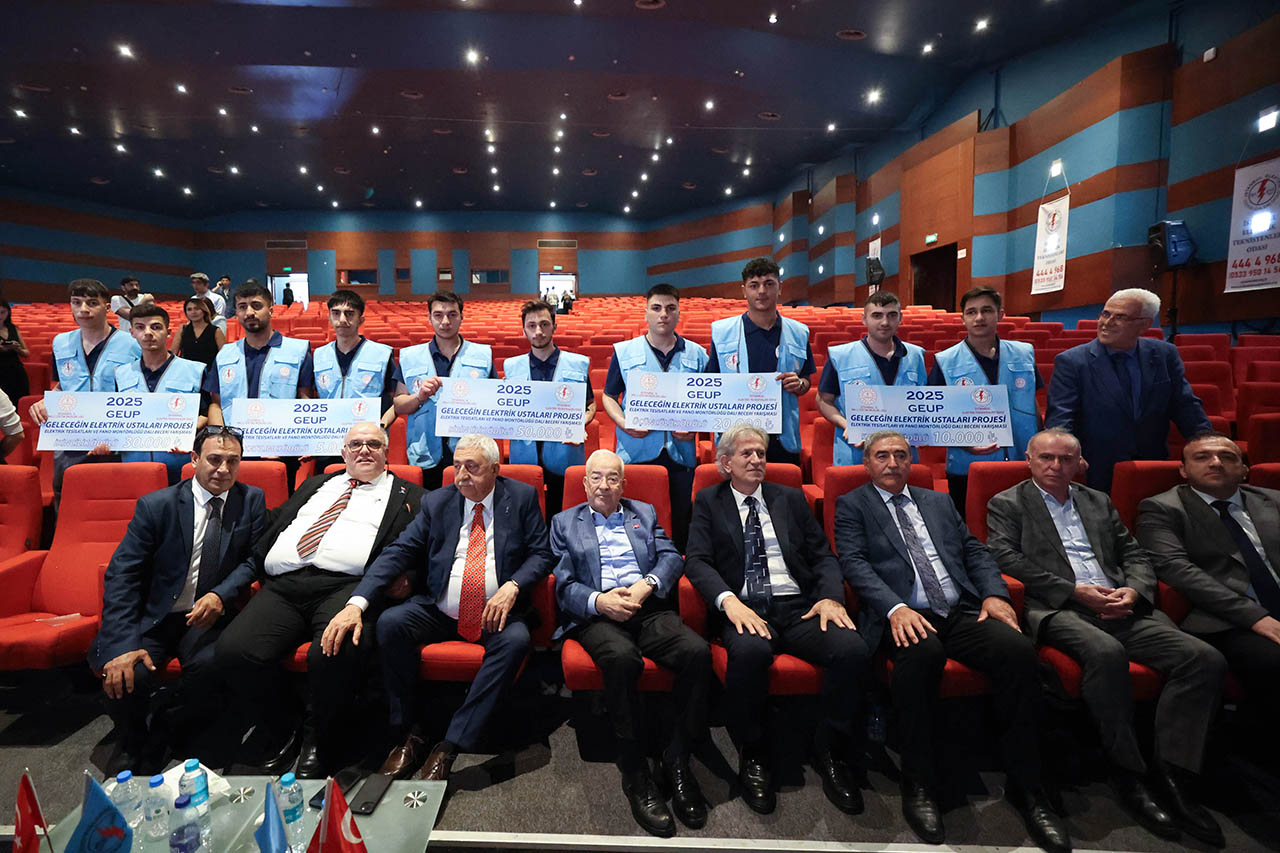 Geleceğinelektrikteknisyenleri (3)