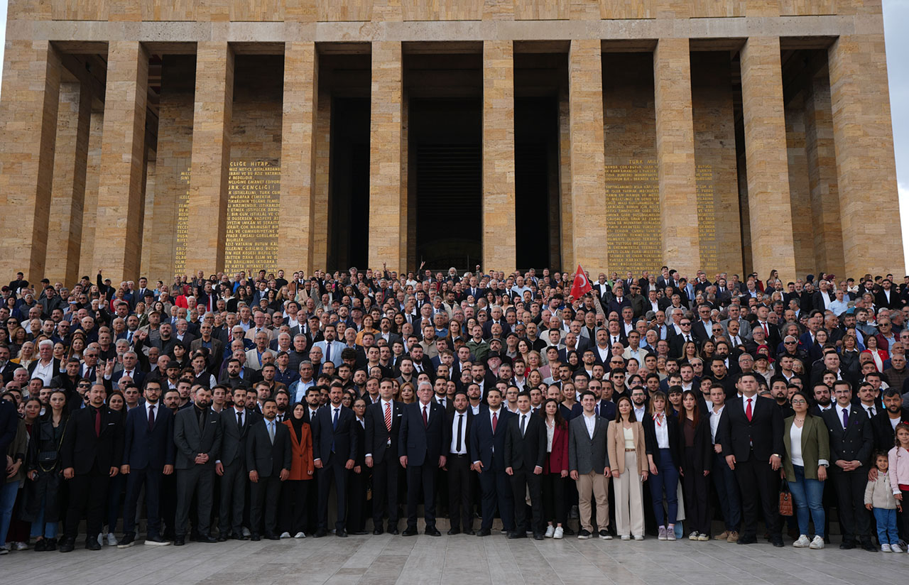 Iyi Parti Anıtkabir2