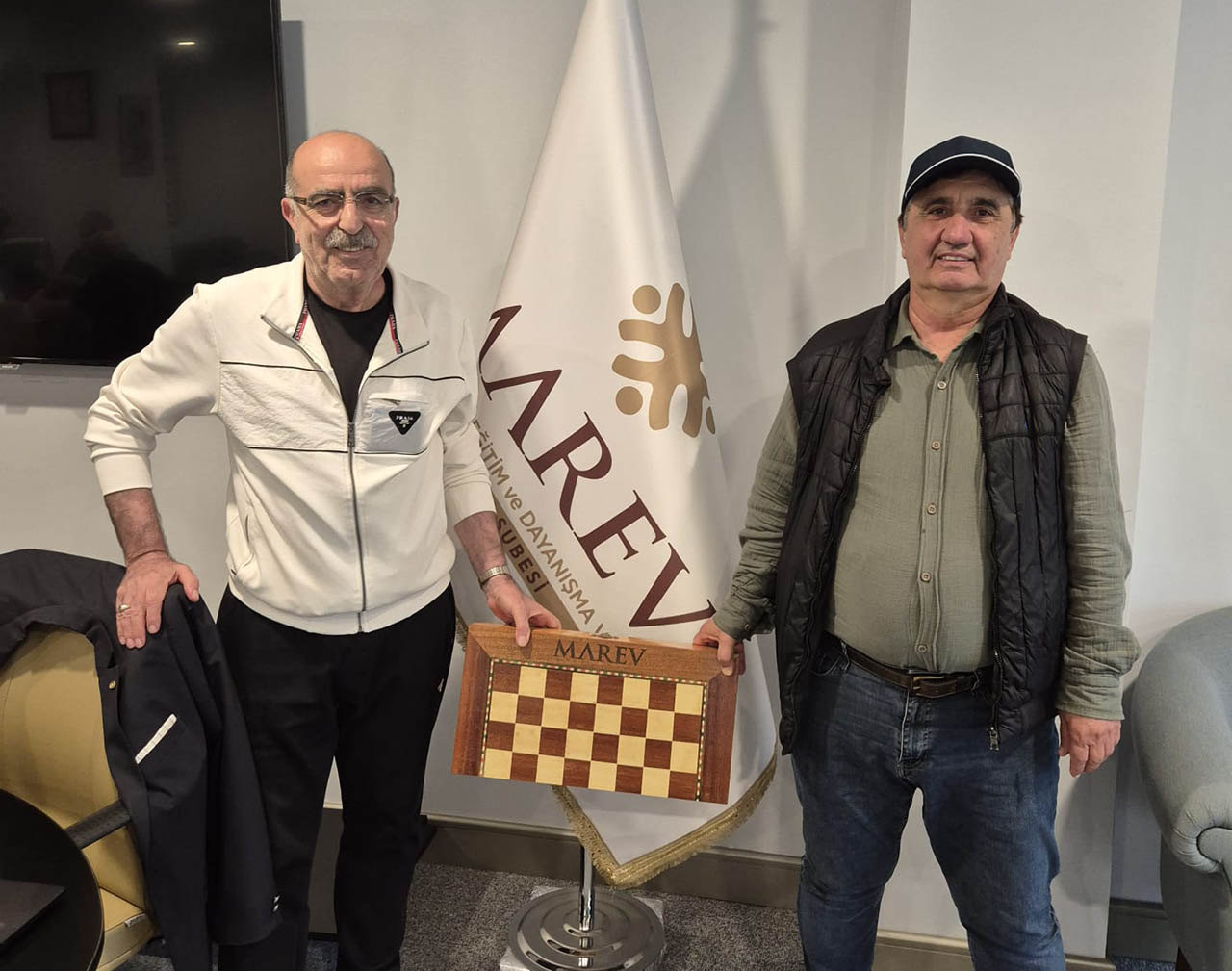 Şekip Mungan Ve Haluk Talhaoğlu