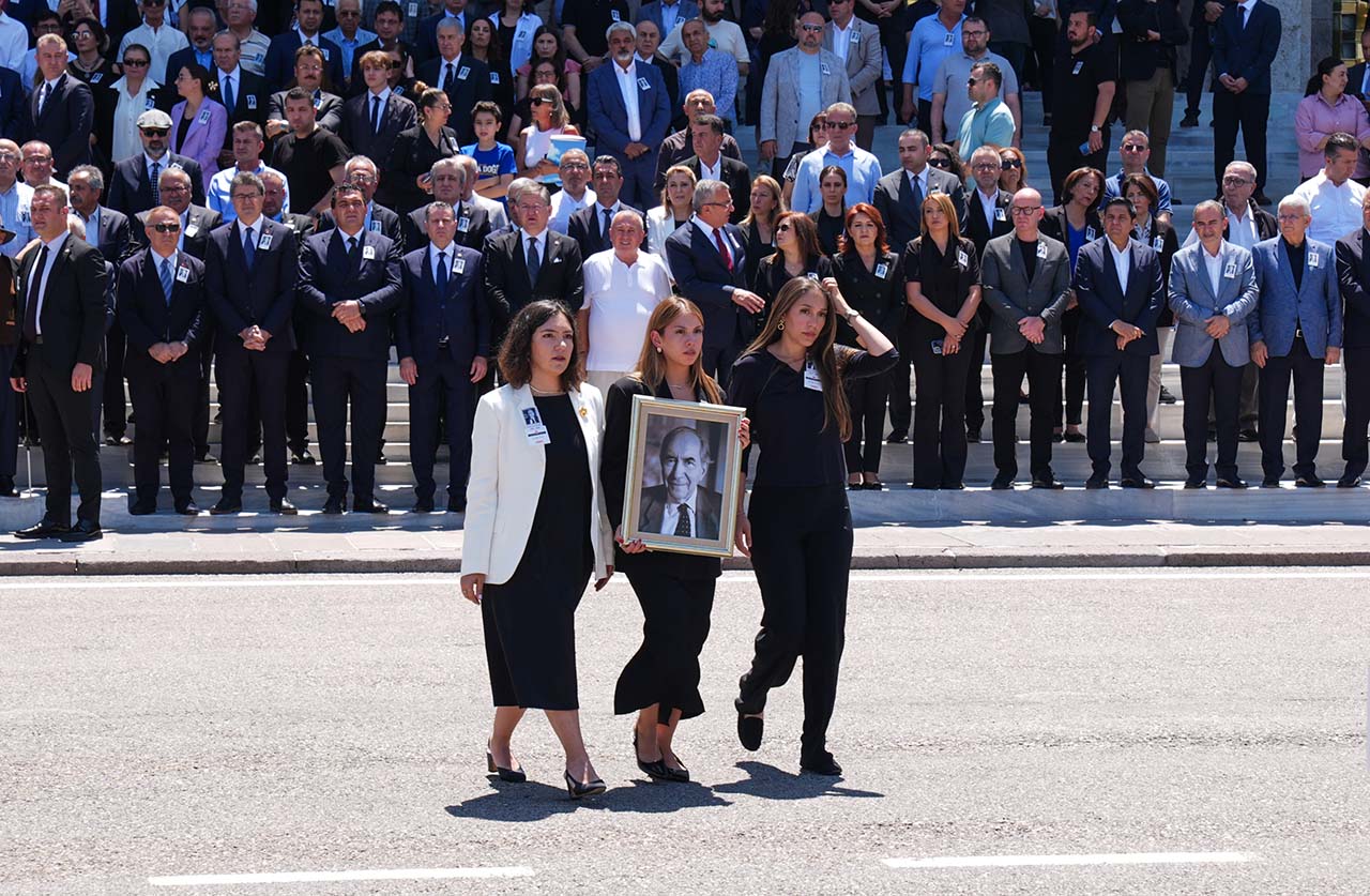 Altan Öymen Cenazesi4