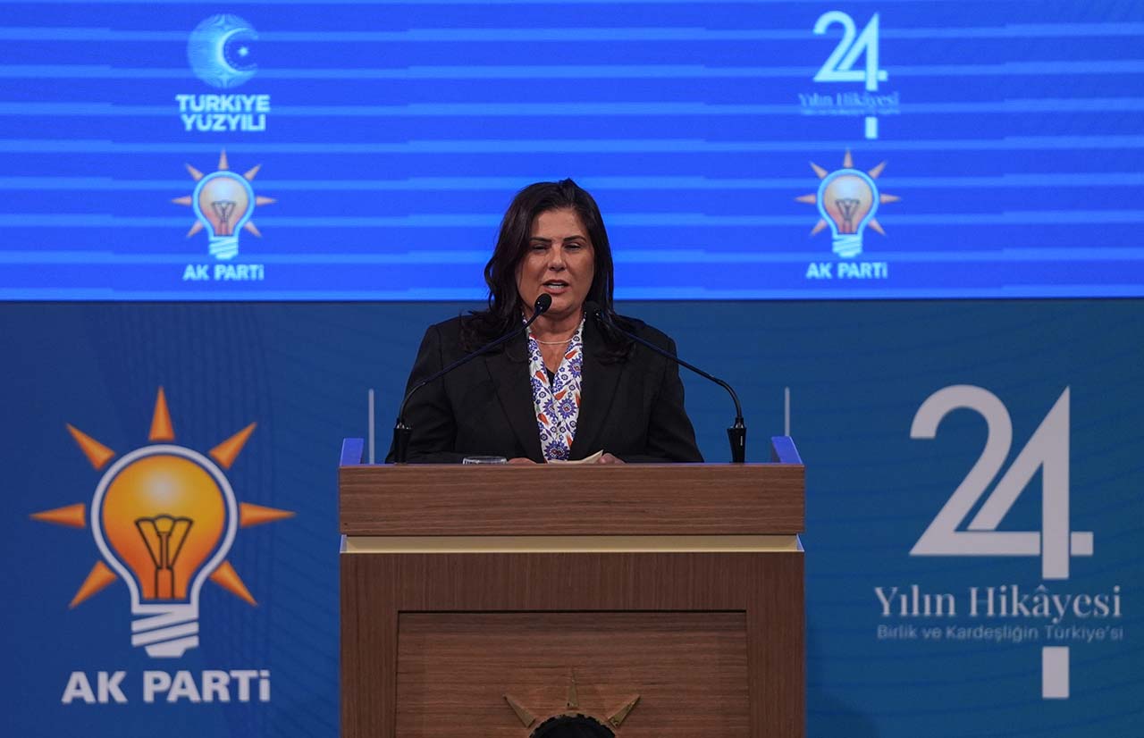Özlem Çerçioğlu2