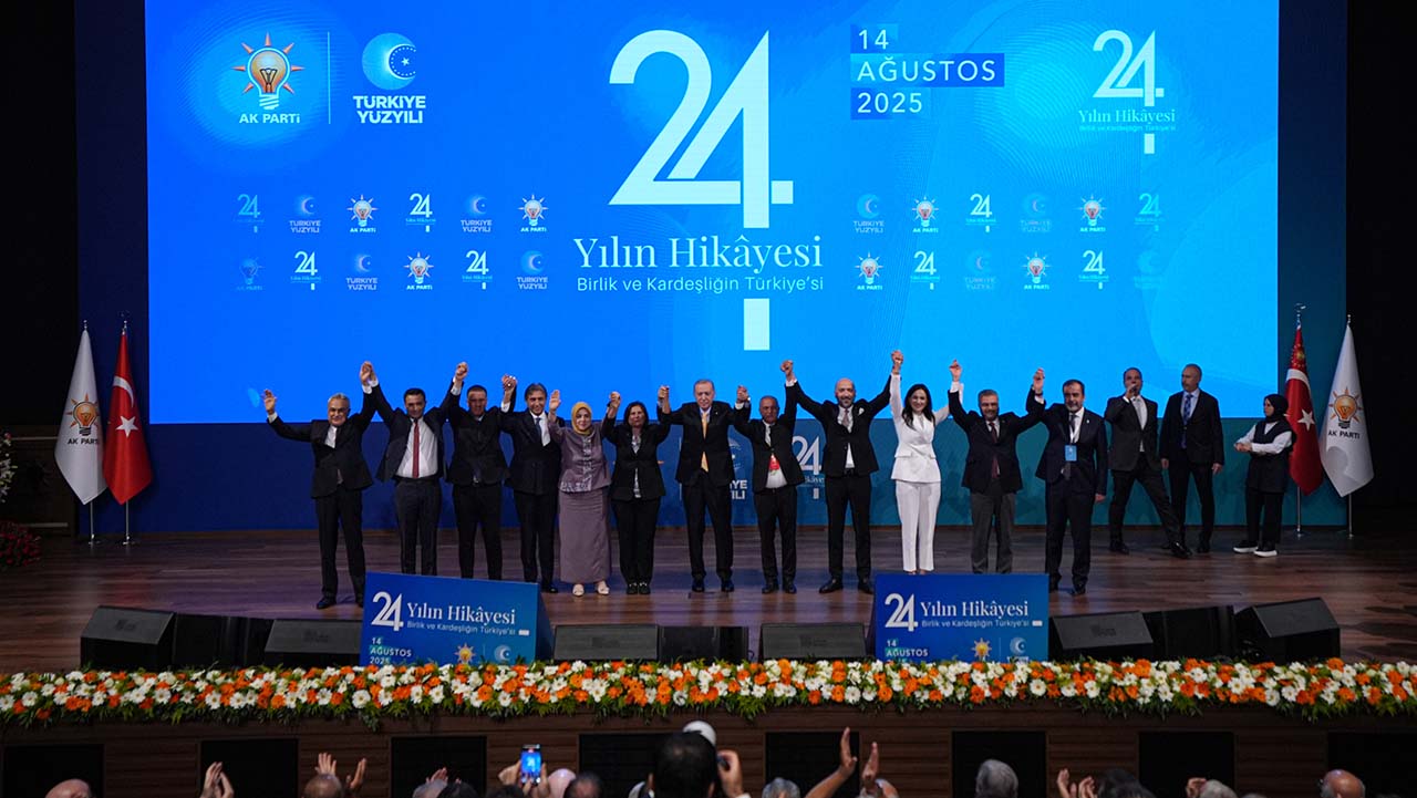 Özlem Çerçioğlu4