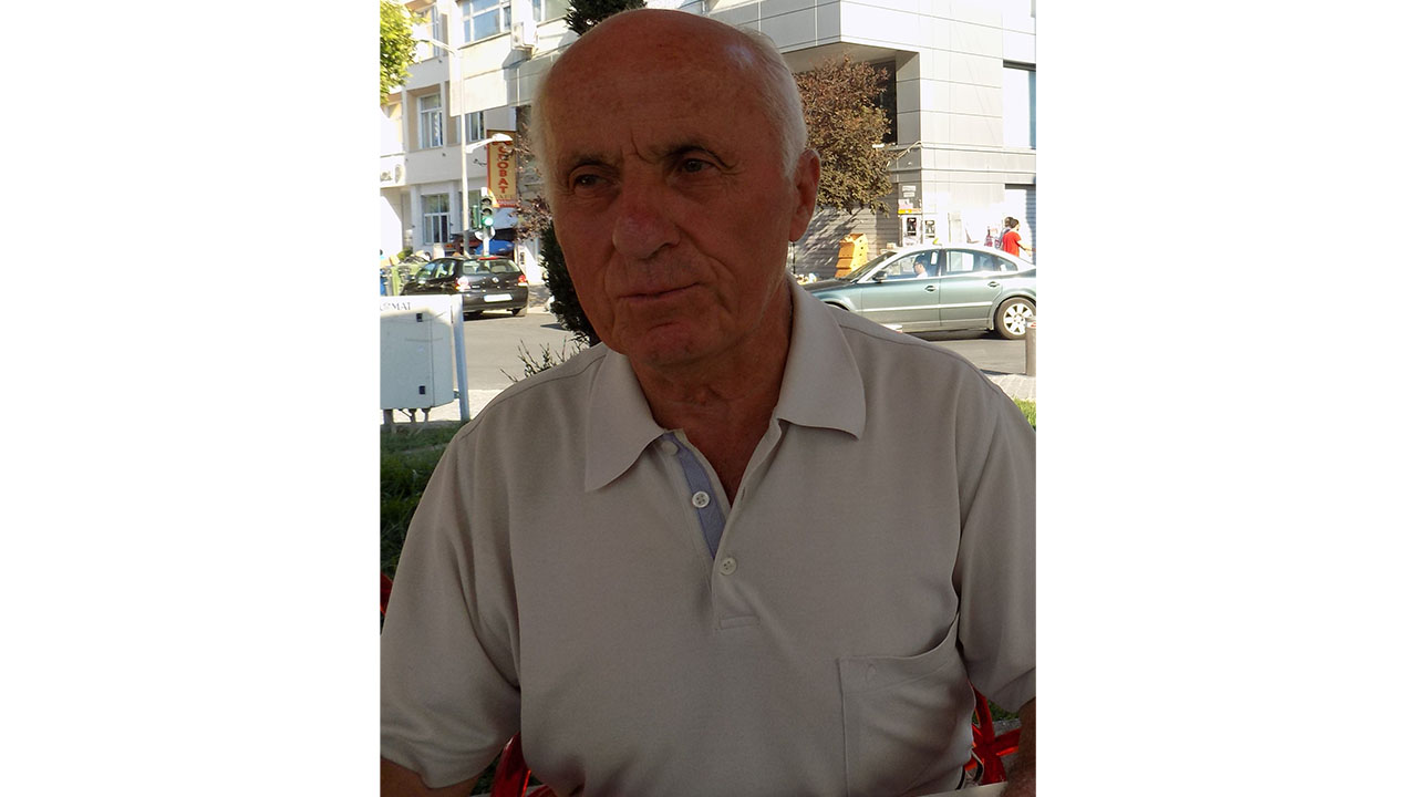 Vasilis Karapapazoglou