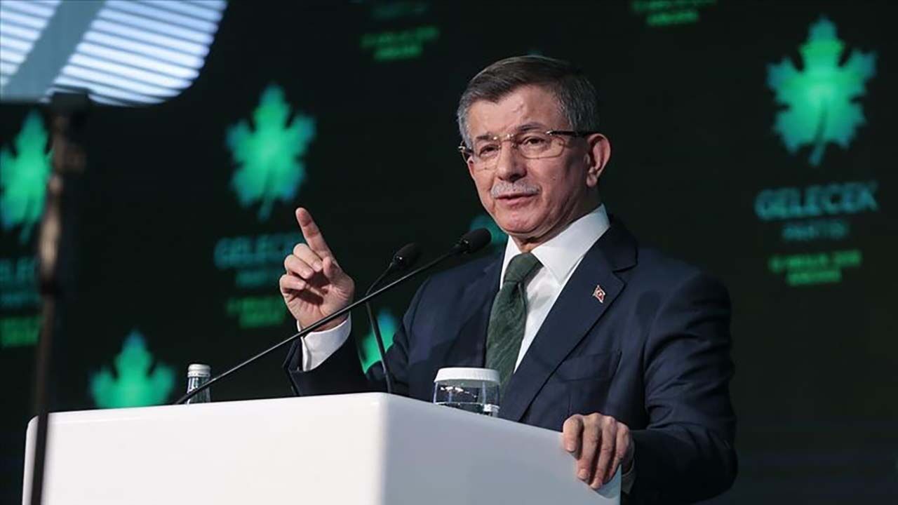 Ahmet Davutoğlu