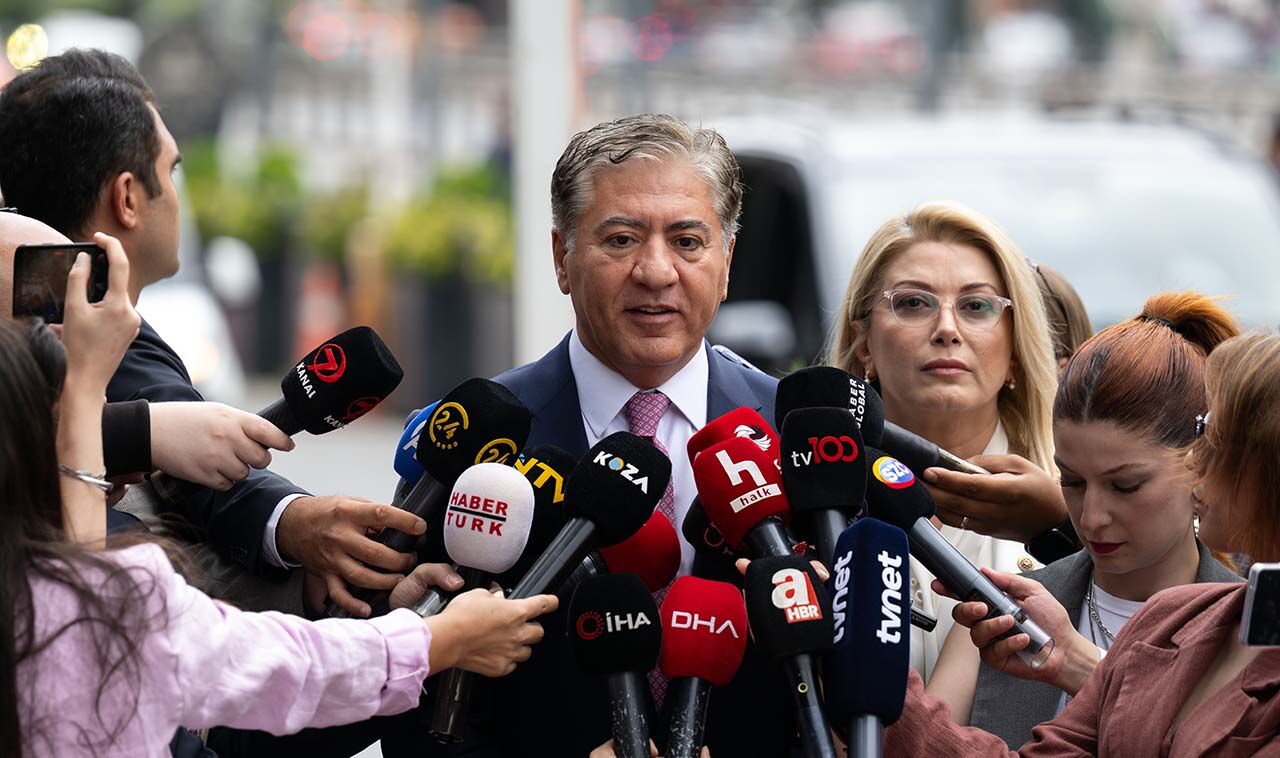 Yeni Parti'nin kuruluş dilekçesi İçişleri Bakanlığına verildi