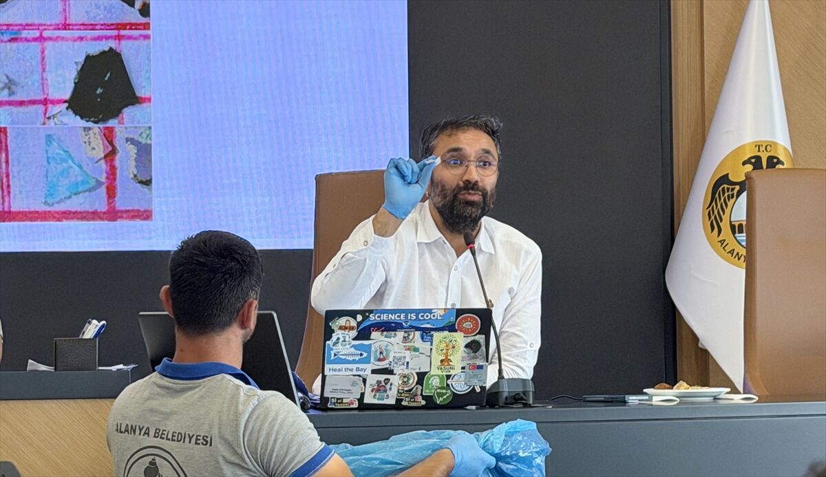 Alanya'da mikroplastik kirliliği araştırması sonuçları açıklandı