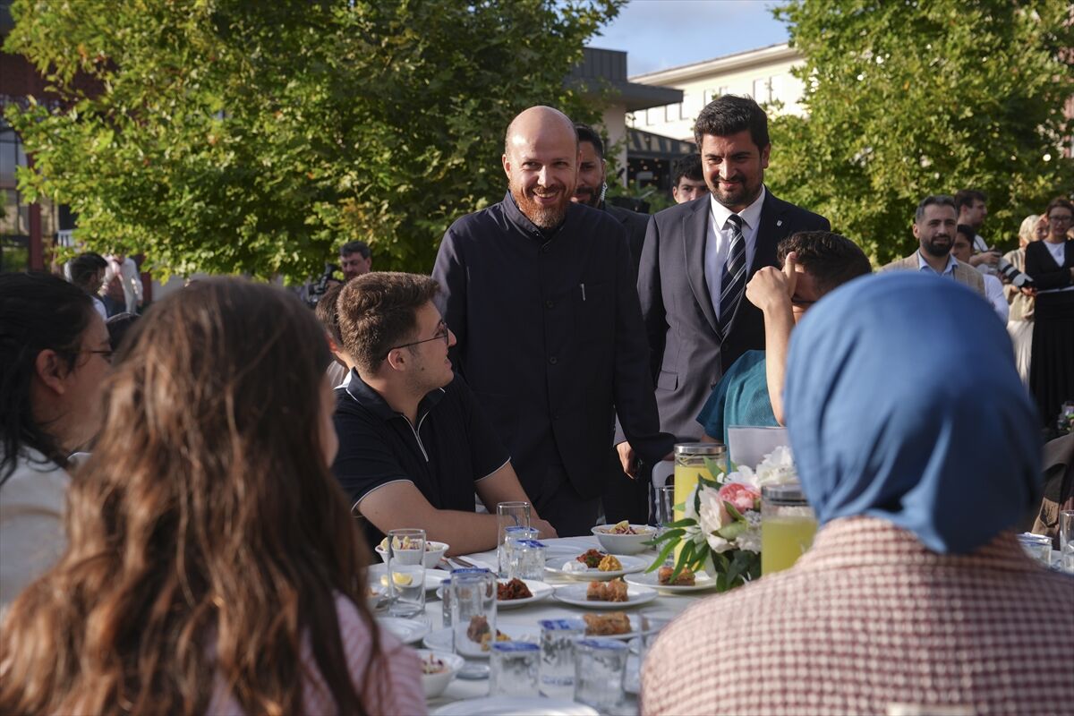 İbn Haldun Üniversitesi Mütevelli Heyeti TercihFest'26'da aday öğrencilerle buluştu