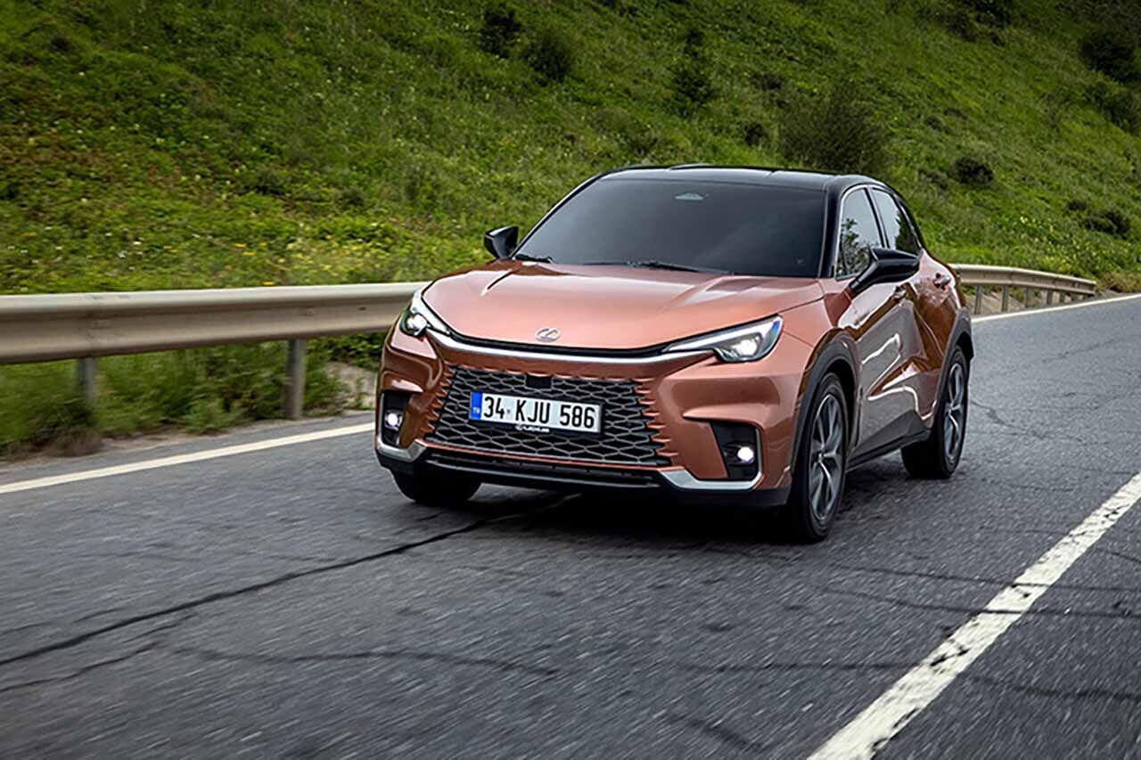 Lexus-11