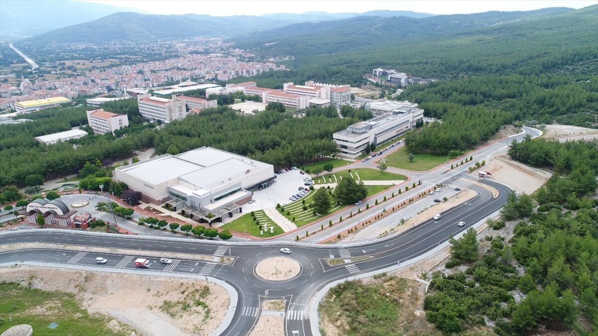 Muğla Sıtkı Koçman Üniversitesinden 9 akademisyen dünyada en etkili bilim insanları listesinde yer aldı