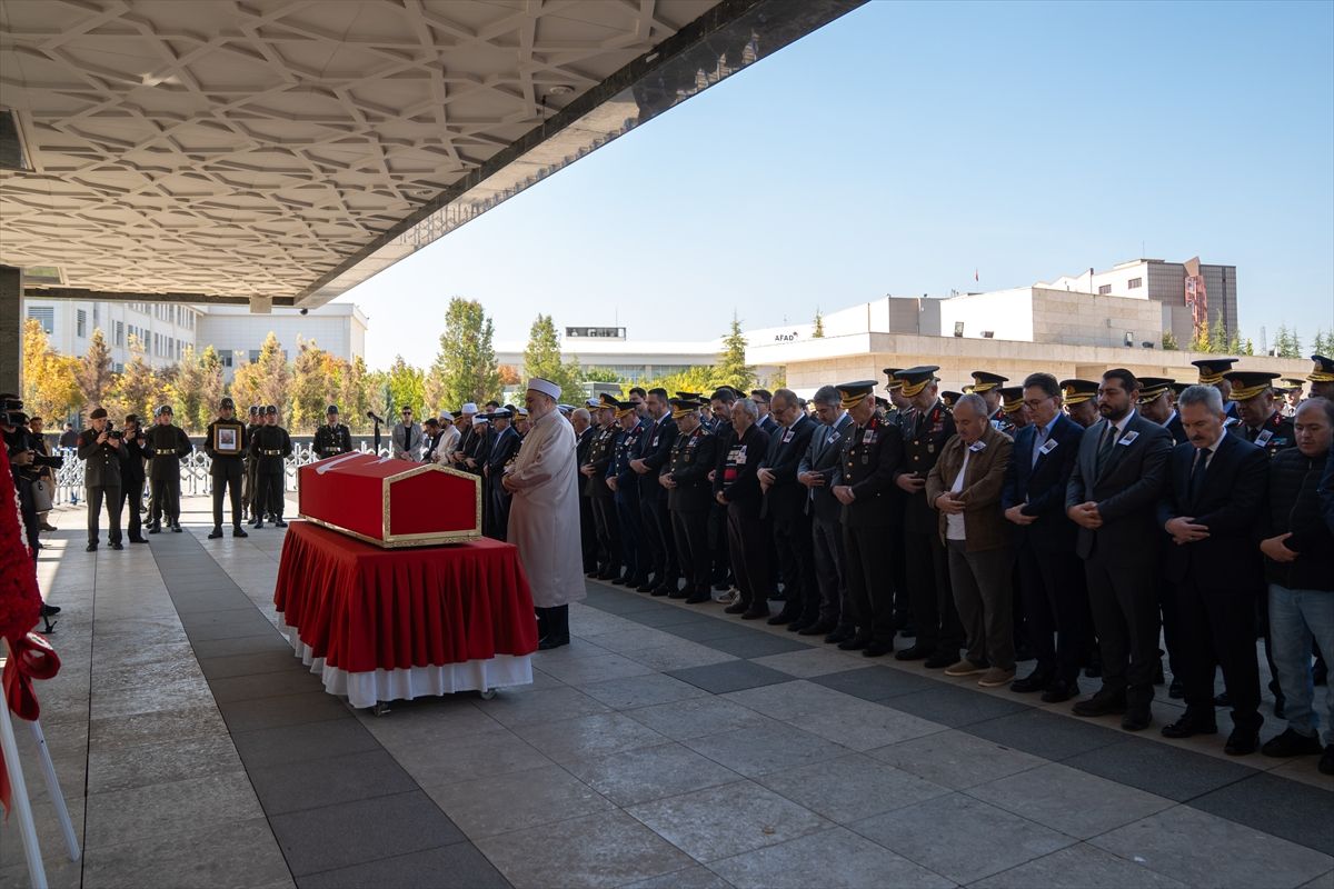 Şehit Albay Sayit Gökgöz, Ankara'da son yolculuğuna uğurlandı