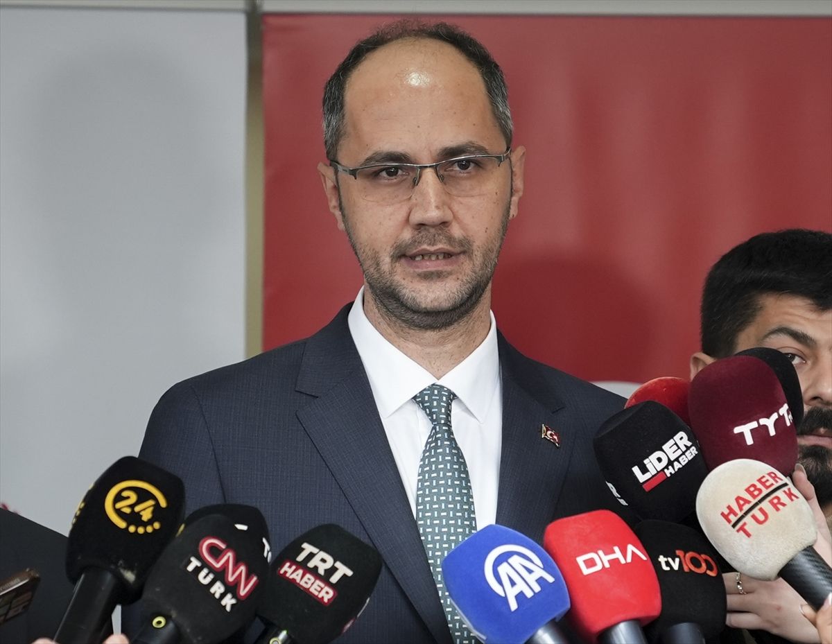 Selden etkilenen Ayazağa'da kentsel dönüşüm ofisi hizmete açıldı
