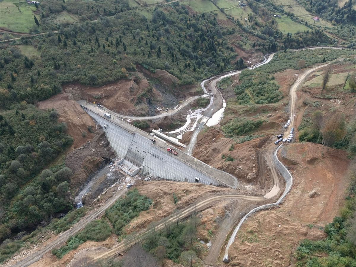 Trabzon'daki Uçarsu Göleti'nin gelecek yıl hizmete girmesi planlanıyor